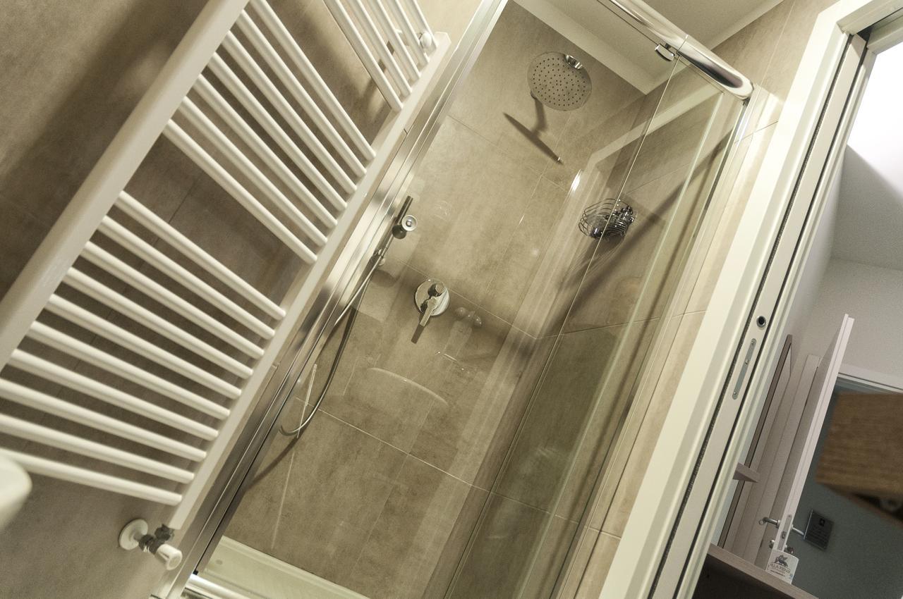 Villa Fenix Osio Sotto Ngoại thất bức ảnh