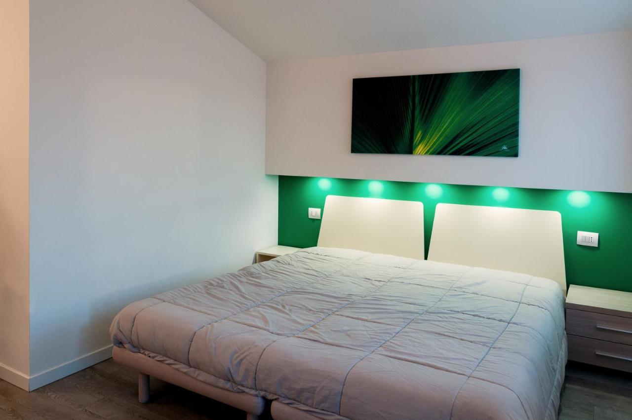 Villa Fenix Osio Sotto Ngoại thất bức ảnh